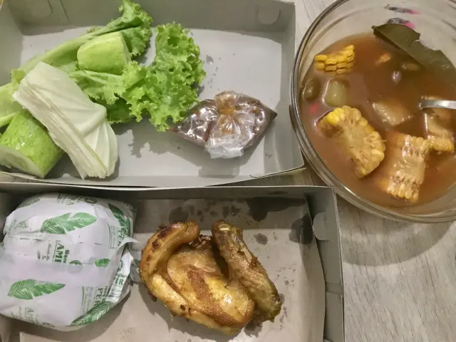 Gambar Makanan Warung Nasi Ampera 6