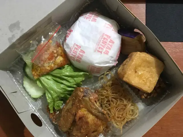 Gambar Makanan Ayam Penyet Surabaya 8