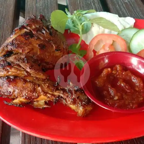 Gambar Makanan Ayam Bakar, Ayam Goreng, Ayam Geprek, Ayam Kremes Angkringan Larisa, Kerobokan 6