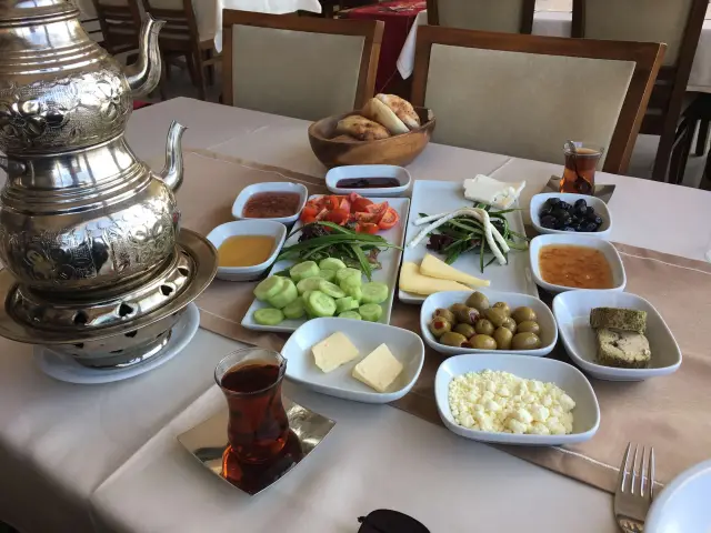 Kasr-ı Çakır Restaurant'nin yemek ve ambiyans fotoğrafları 8