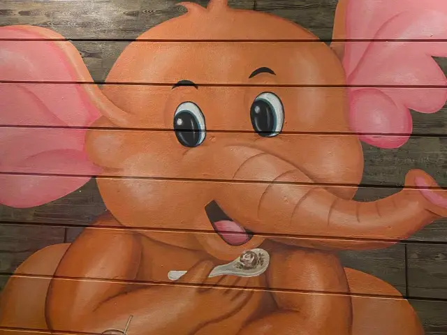 Gambar Makanan Warunk Buntut Gajah 1