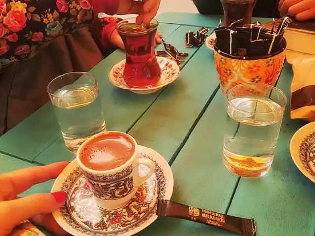 Tarihi Beyoğlu Kurukahvecisi Tramway'nin yemek ve ambiyans fotoğrafları 6