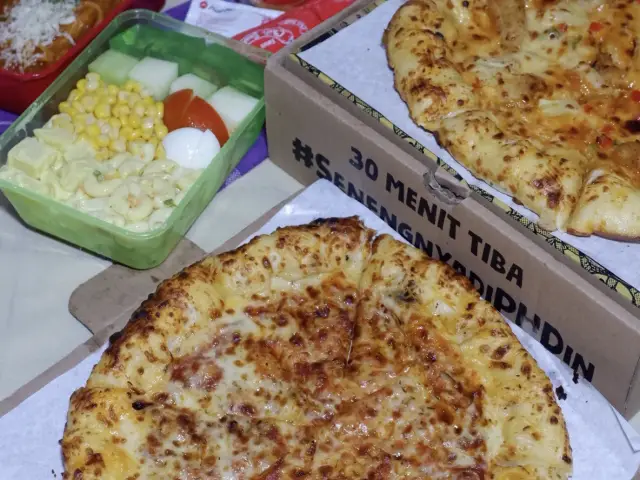 Gambar Makanan Pizza Hut Delivery (PHD) 2