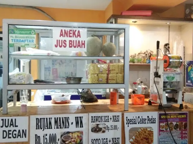 Gambar Makanan Food WK Cafe & Pujasera 2