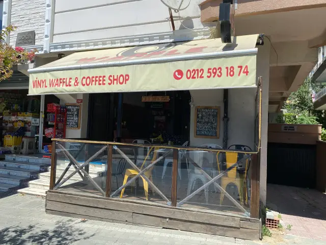 Vinly Waffle & Coffee Shop'nin yemek ve ambiyans fotoğrafları 2