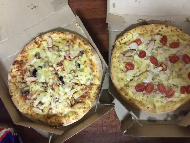 Domino's Pizza Food Photo 15