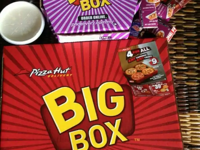 PHD (Pizza Hut Delivery) Food Photo 7