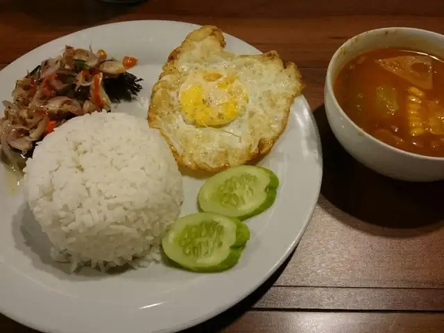 Gambar Makanan Bistro Ayam Goreng Pemuda 6