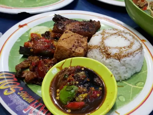 Gambar Makanan Ayam Bakar Wong Solo 14