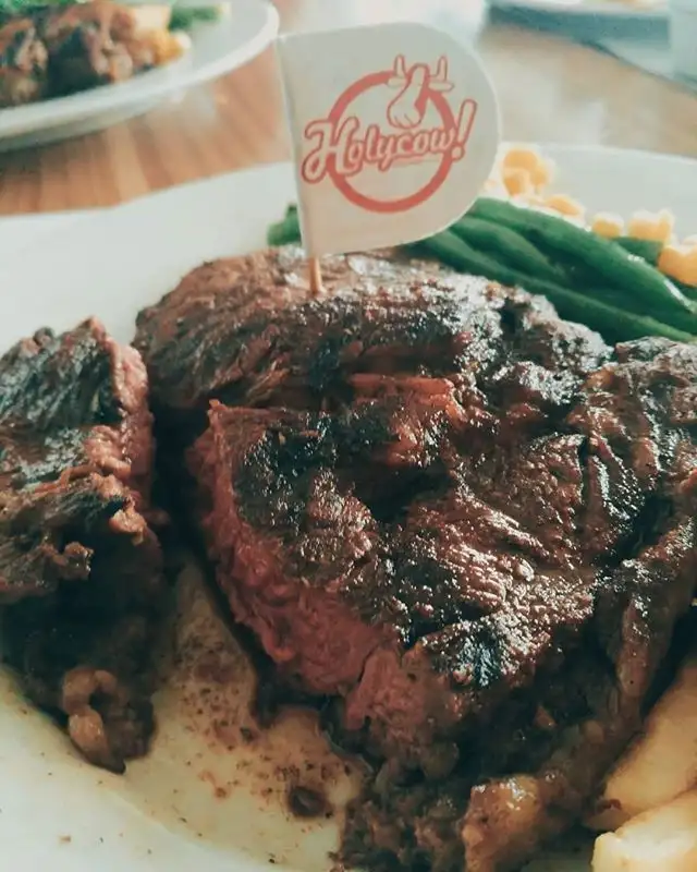 Holycow!STEAKHOUSEbyChefAfit