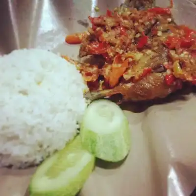 Ayam Penyet Margo