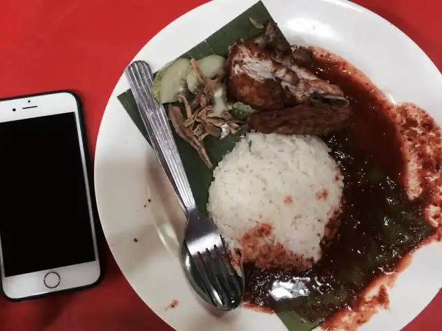 Nasi Lemak Ayam Goreng Panas, Taman Tenaga, Cheras. Food Photo 2