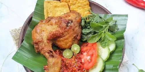 Ayam Penyet Teh Sisi Baru, Megamendung