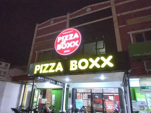 Gambar Makanan Pizza Boxx 6