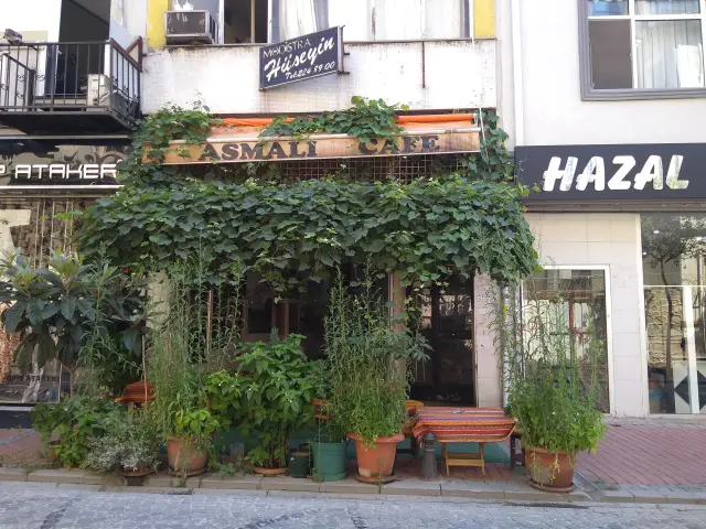 Asmalı Cafe'nin yemek ve ambiyans fotoğrafları 1