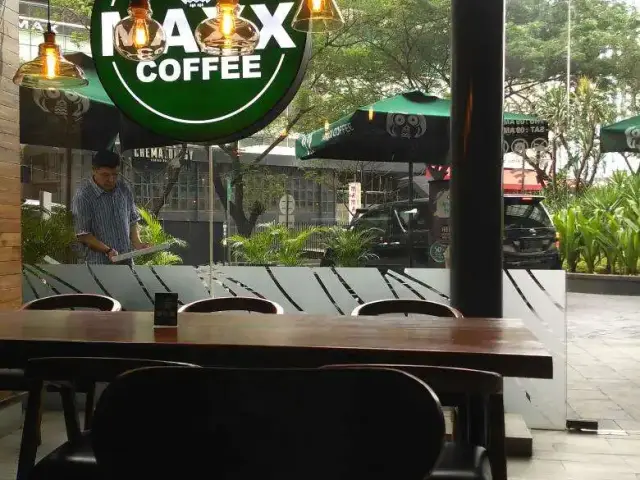 Gambar Makanan Maxx Coffee 13