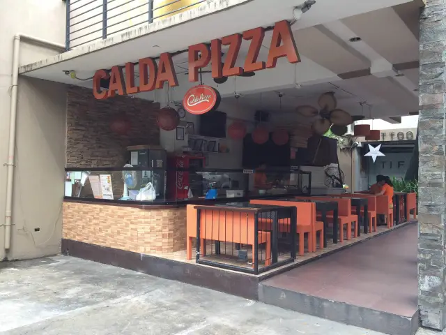 Calda Pizza Food Photo 3