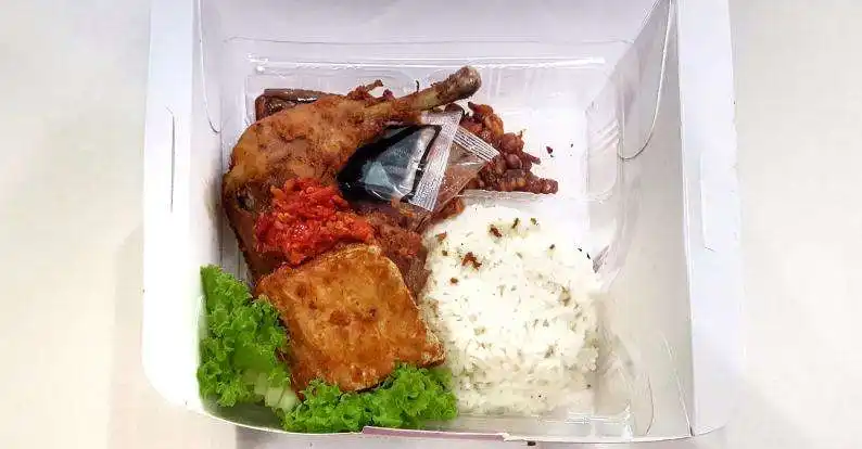 Ayam Penyet Surabaya Food Photo 5