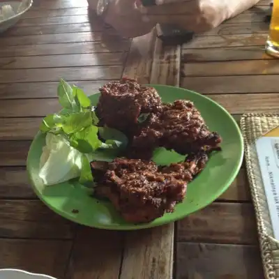 Ayam Bakar Arto Moro
