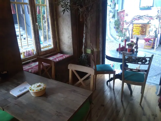 Şehrengiz Cafe'nin yemek ve ambiyans fotoğrafları 16