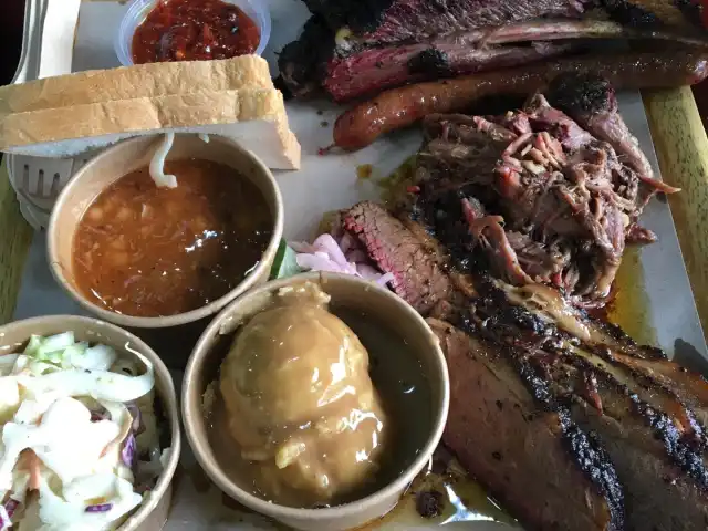 Swood Smokehouse Texas BBQ Food Photo 4