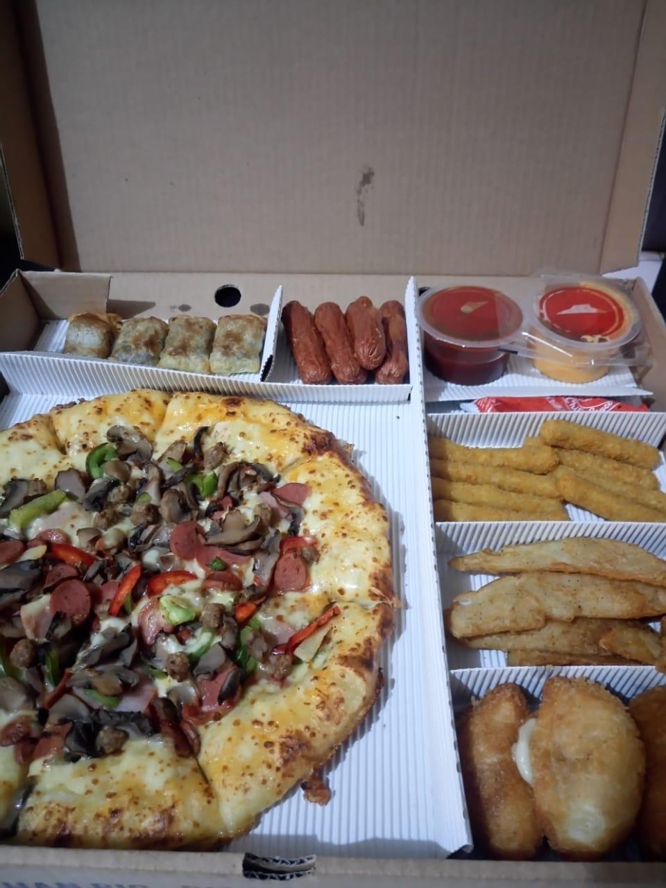 Pizza Hut Delivery (PHD) terdekat Restoran dan Tempat Makan