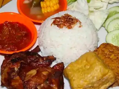 Ayam Bakar Cek Wangi