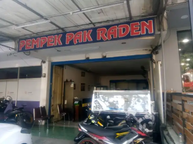 Gambar Makanan Pempek Pak Raden 6