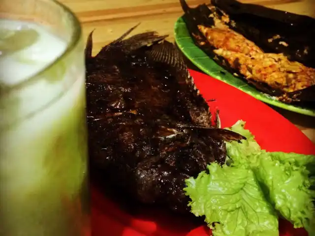 Gambar Makanan Ayam Bakar Mandiri 7