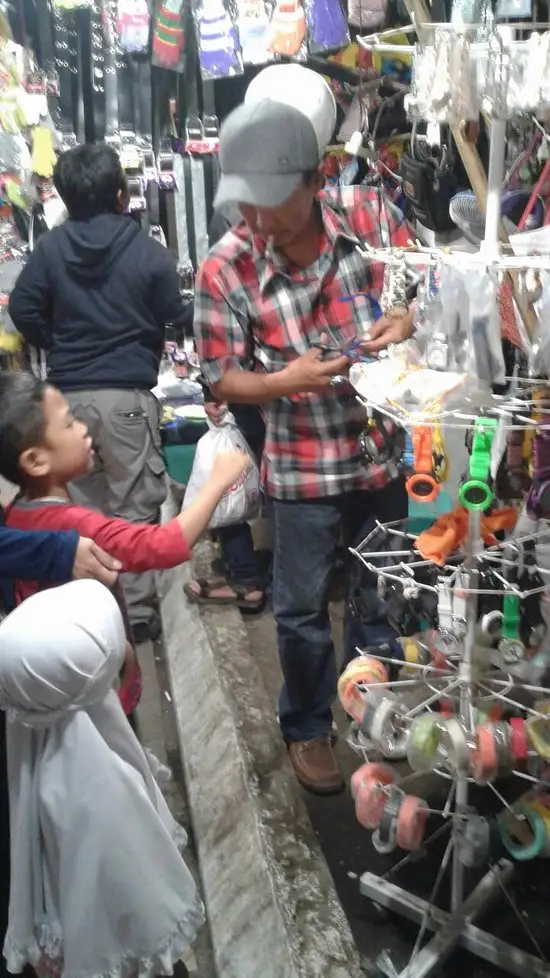 Gambar Makanan Ceplak Market Garut 5