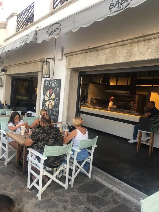 Baba Pizza, Cesme Marina'nin yemek ve ambiyans fotoğrafları 12