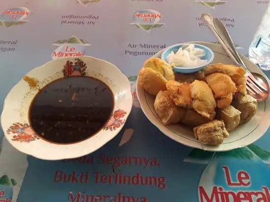 Gambar Makanan Tahu Pong Semarang Gajah Mada 10