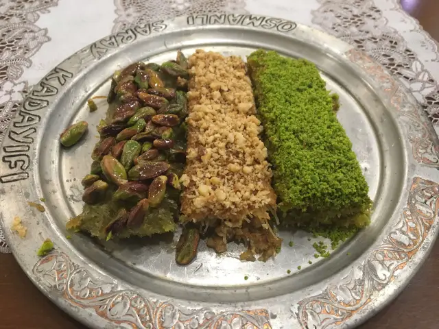 Osmanlı Saray Kadayıfı'nin yemek ve ambiyans fotoğrafları 28