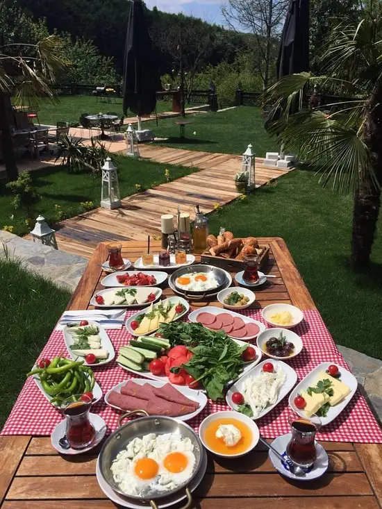 Villa Polonez'nin yemek ve ambiyans fotoğrafları 2