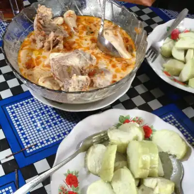 Opor Ayam Pak Pangat