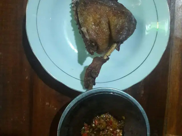 Gambar Makanan Bebek Goreng H. Slamet 3