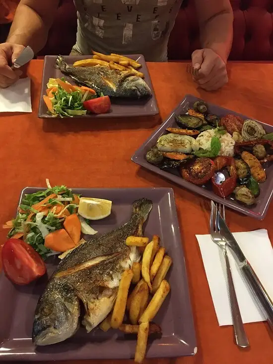 İstanbul Kitchen Cafe Restaurant'nin yemek ve ambiyans fotoğrafları 9