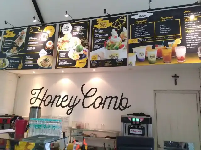 Gambar Makanan Honeycomb Cafe & Desserts Cibubur Kota Wisata 17