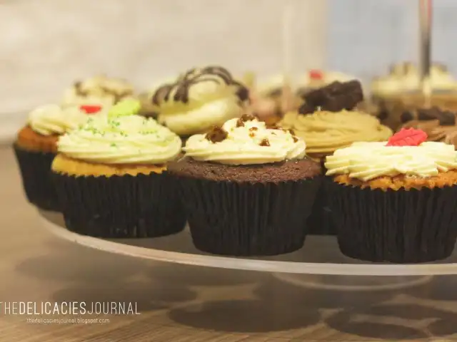 Gambar Makanan Twelve Cupcakes 14