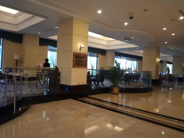 Gambar Makanan Lagoon Lounge - The Sultan Hotel Jakarta 9