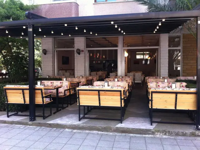 Dora Cafe & Restaurant'nin yemek ve ambiyans fotoğrafları 7