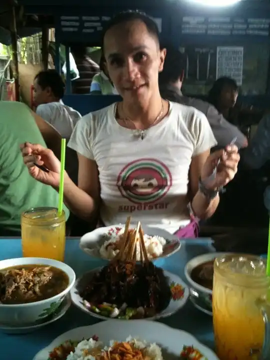 Gambar Makanan Warung Sate Madura Hj. Soleh 16