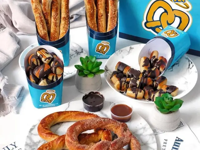 Gambar Makanan Auntie Anne's 1