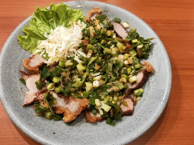 Gambar Makanan Larb Thai Cuisine 14