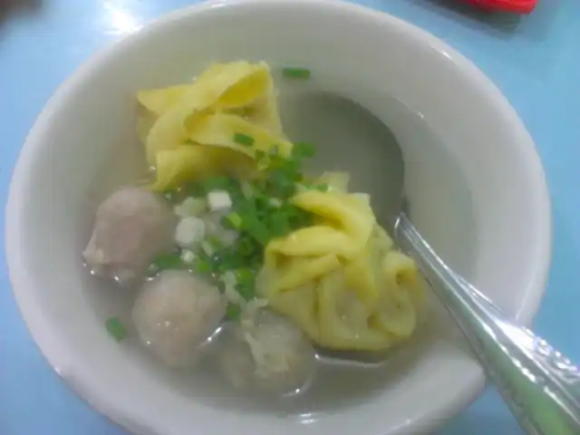 Gambar Makanan Bakso dan Es Campur Miroso 10