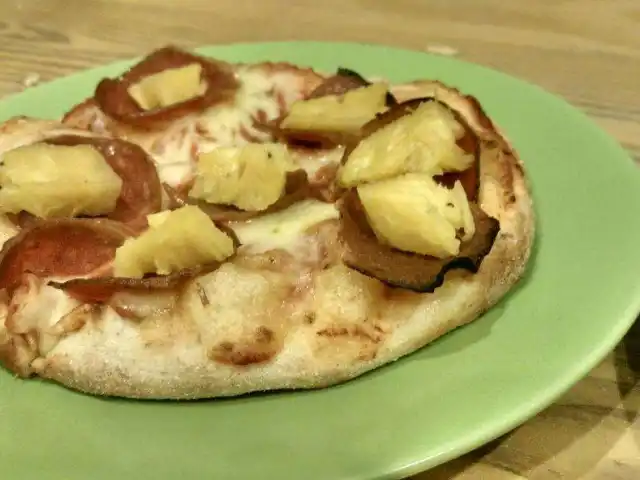 Gambar Makanan Gian Pizza 3