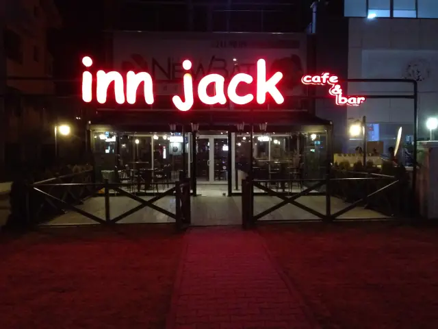İnn Jack Cafe Bar'nin yemek ve ambiyans fotoğrafları 3