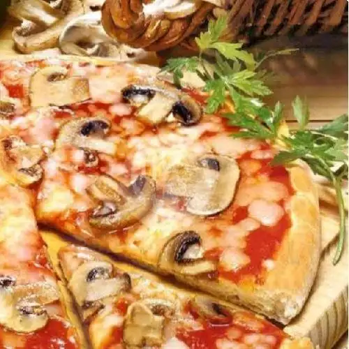 Gambar Makanan Delizioso Italia Pizza & Pasta (Restaurant), Kuta 14