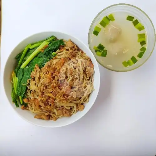Gambar Makanan Suka Ngemil Mie Ayam dan Corndog 14