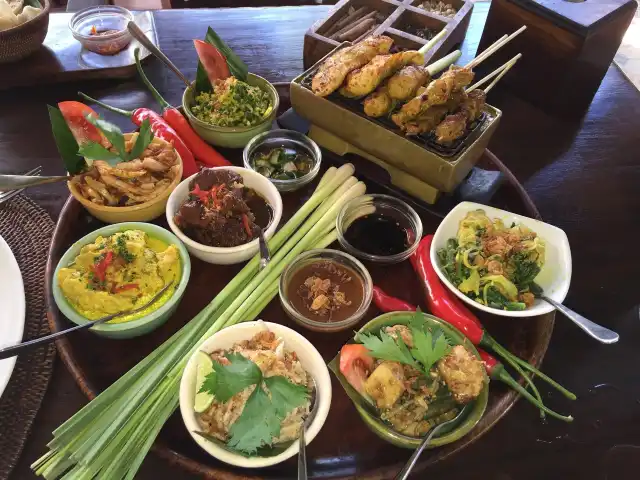 Gambar Makanan Bumbu Bali Restaurant & Cooking School 10
